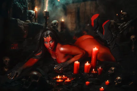 SarahCinnamon- SEXY DEMON Pic 5