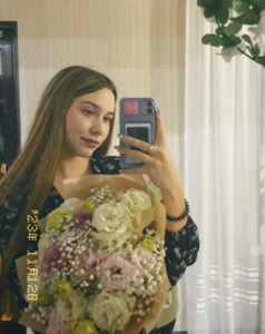 MeriClarkee Public Foto 5