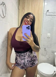 _SARA_69 Public Pic 2