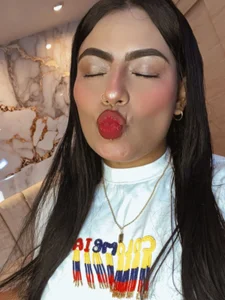 kyana_cream 💛💙❤ รูป  2