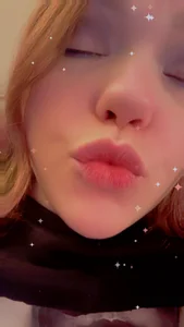 Velma 💋 de 6Cum_Slut_Velma9  3 photos