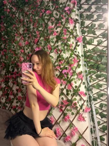 Petite_Polly 🍑 one more move and you lose control Bilde 5