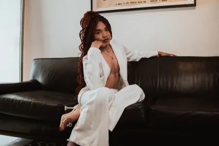 AriaFosterElegant & Sophisticated🖤图片 6