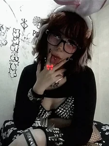 DemonDollyx Conejita Sexy 👅 Pic 3