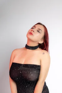 Sofia_Mature_ A bit of myself Foto 2