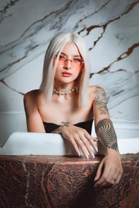 VictoriaRosse_ Sweat, Sex and Presence รูป  2