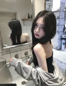 gigi_UwU_'s XXX Nude Photo 5