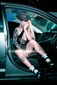 annie_gh Angel on car Pic 4