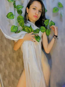 alexandra_bluecmc Public Pic 3