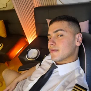 Kairo_Tay1 the pilot of your life😈 Hình 3