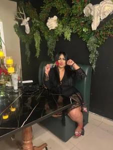 kyana_cream A Night Full of Love 🖤 Pic 4