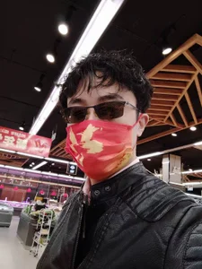 Mature-woman-and-boyPublic图片 4