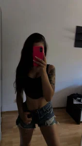 Anissia_ Public Bilde