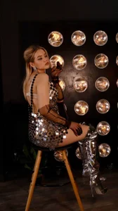 April_Purr Public Foto 3