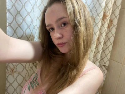 Messy Hair, Soft Mood 🤎 de VirginaCoty  4 Imagens