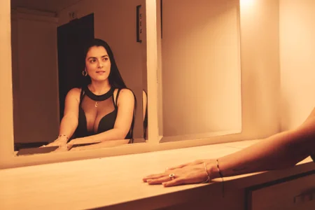 BellaClaiir A lady girl รูป  3