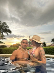 Susi_and_mat Love love Gambar