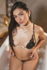 sara_stormy sey doll Pic 3