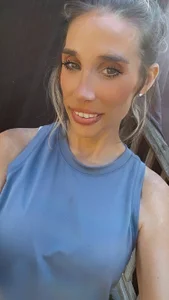 SarahStarr2020 Public Pic 5