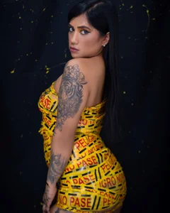 tokio_and_rio DANGER EXTREMELY SEXY WOMAN Pic 5