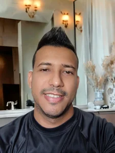 Public de MatBrussel  6 Imagens