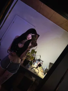 BlueVelvetBat 🖤💙 Pic 2