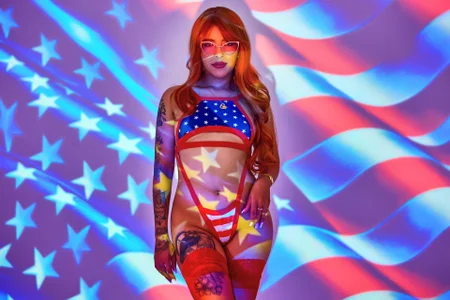 MadelaineJones 4 July 🤍💙 Pic 4