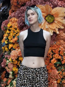 Lea_Elfie The flowers are as soft as my pussy 사진