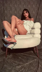 Miaa_Davis_ 𝓬𝓸𝓶𝓮 𝓱𝓮𝓻𝓮 𝓱𝓸𝓷𝓮𝔂❤️🔥 Pic 5