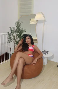 hugecelestina I can fulfill your fantasy Foto 2