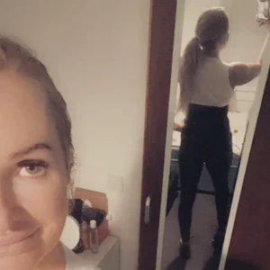 modeljadeelee Public Foto 6