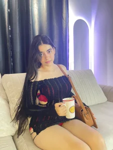 Public de hot-dolls  2 Imagens