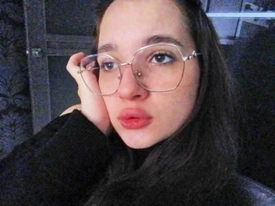 vivyboo111 kullanıcısının school look albümü -  2 fotoğraf