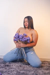 MadissonBlakeh kullanıcısının colombiana 👄🍒 albümü -  3 fotoğraf