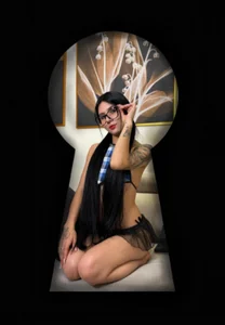 LaurentConnor Sexy Keyhole Gambar 4