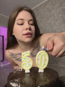Vikki_toriya Thank you for 50,000 subscribers, I love you 🥰 Pic 4