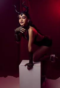 Sienna_Dark malefica Pic 2