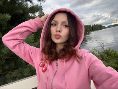 Swan_Megan Would you like me to become an integral part of my world? Immerse yourself in a world of pleasure Kuva 8