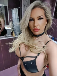 SashaAllford Your dream woman Pic 7