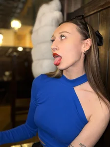 Public de ElizaFi Foto 6