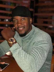 blackdrey18hooters Bild