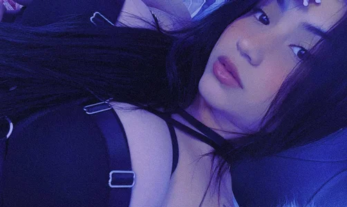 miss_alice0 Public Pic 3