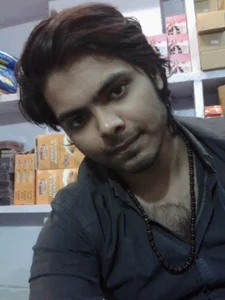 BilalShaikh010: me ( 4 фото)