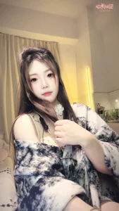 PaoOoo_0 生活中的她  4টি ছবি