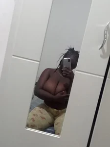 neighbor-ebony: a little casual ( 3 фото)