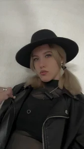AnnikaPrincess lady in black  2. fénykép