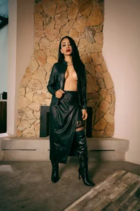 SamanthaFerrer__ “Sensuality in its finest form.”😈🖤🔥 Pic 5