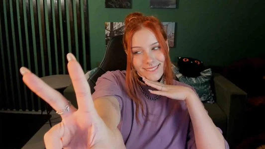 CoraMiel great mood Pic 4