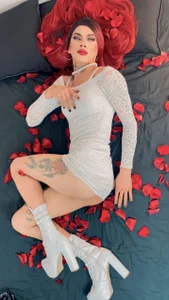 alanis_morris_ My body :) 圖片 4