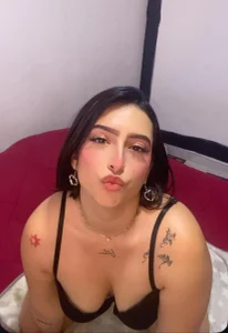 Kloe_Novoa kullanıcısının me 💗 albümü -  2 fotoğraf